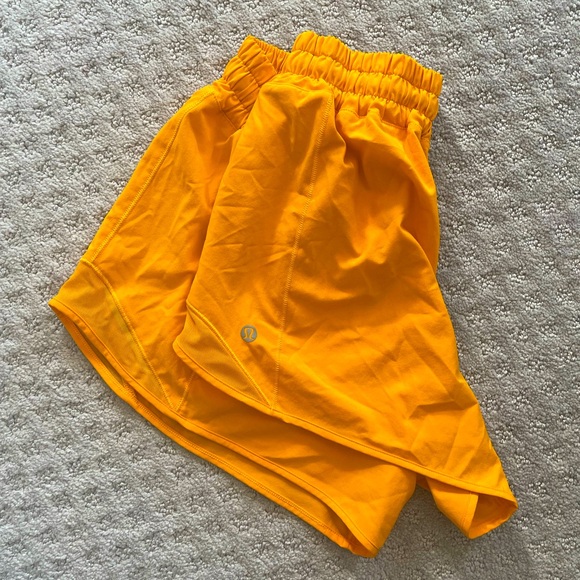 Lululemon Shorts - Picture 1 of 2